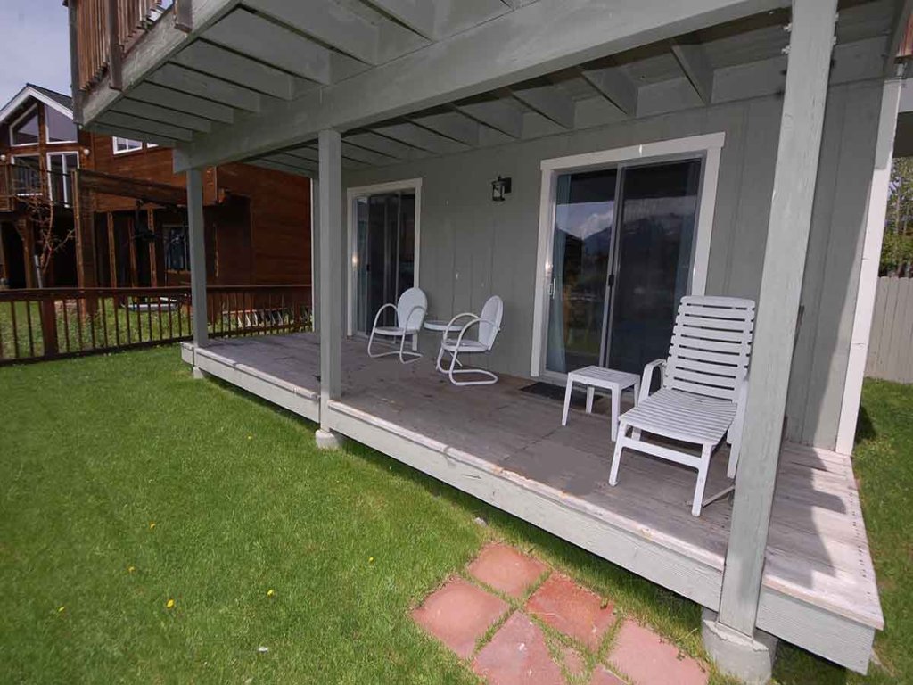 584 Alpine Drive Vacation Rental in California - RedAwning