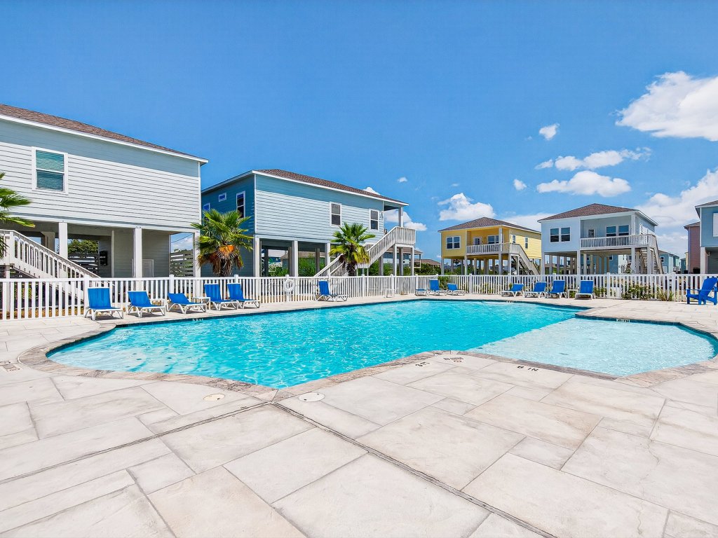 Turtle Cove Vacation Rental in Rockport - RedAwning