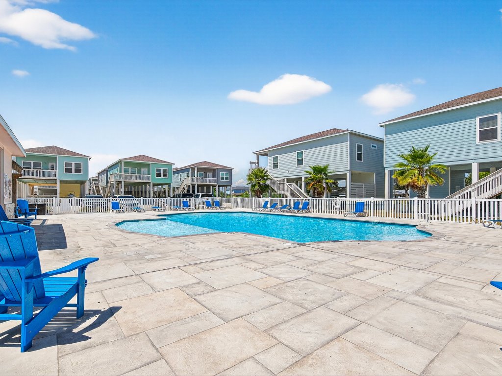 Turtle Cove Vacation Rental in Rockport - RedAwning