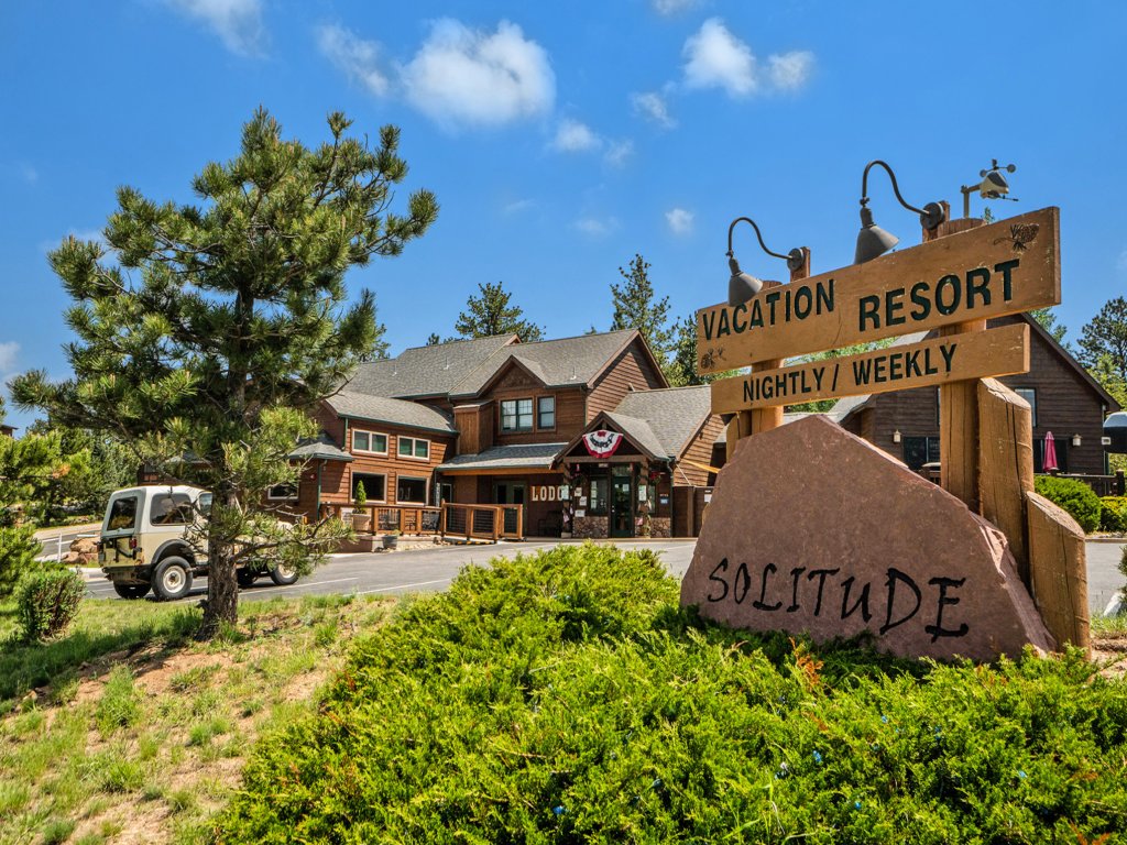 Solitude Bighorn #5 Vacation Rental in Estes Park - RedAwning