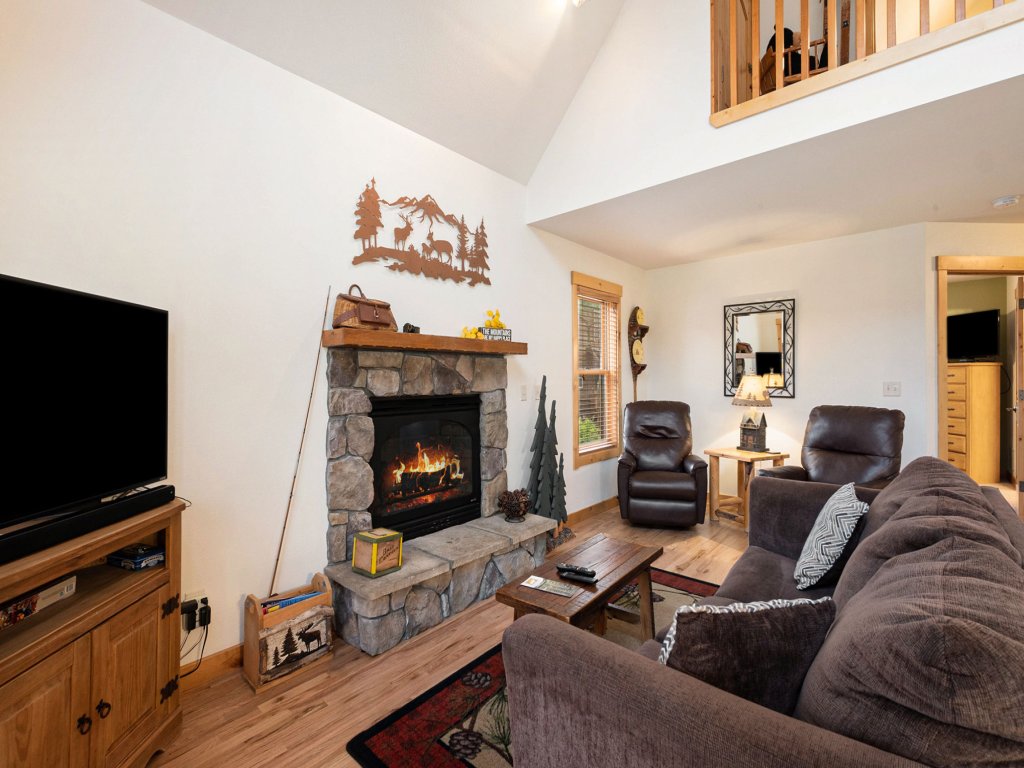Solitude Bighorn #5 Vacation Rental in Estes Park - RedAwning