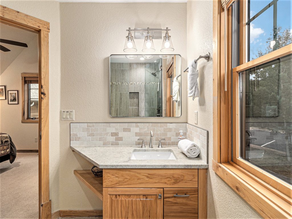 Solitude Beaver #3 Vacation Rental in Estes Park - RedAwning