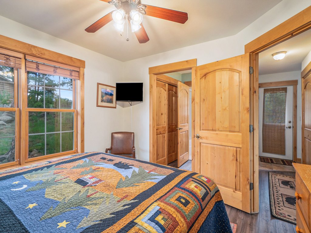 Solitude Eagle #2 Vacation Rental in Estes Park - RedAwning