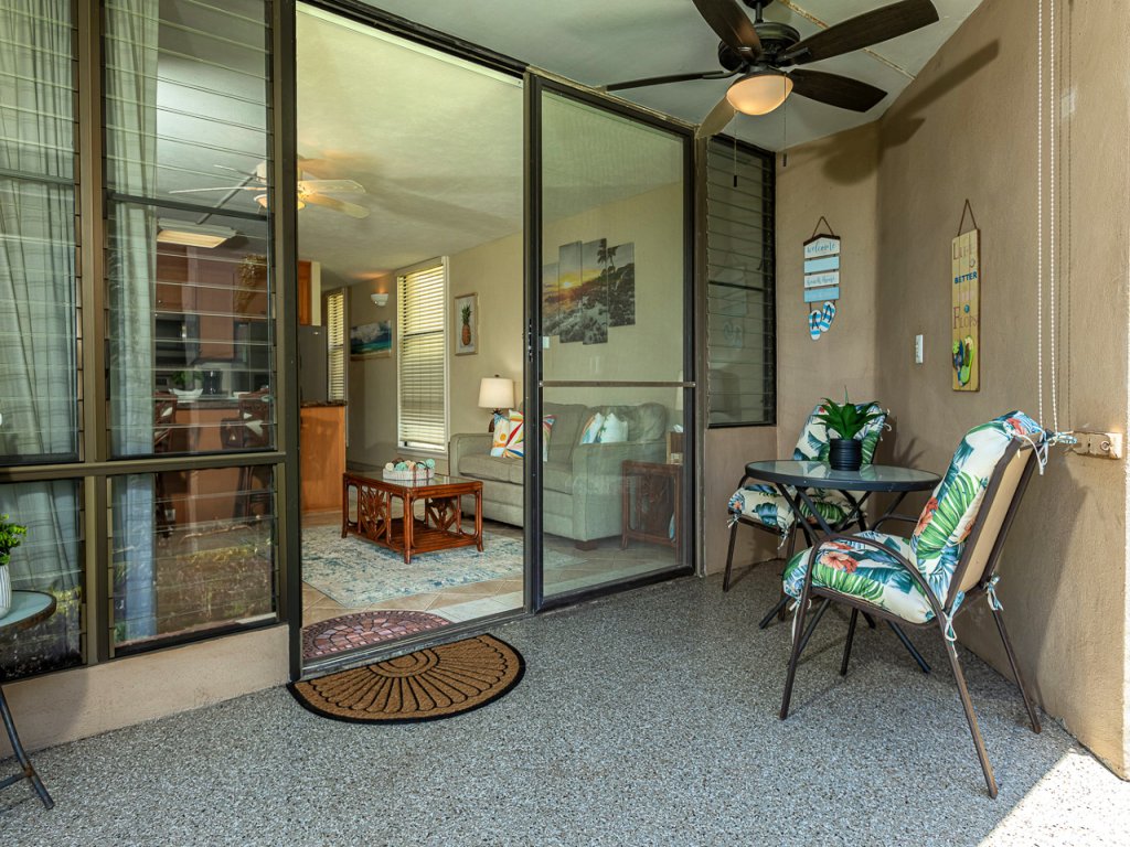 Milowai 101 Vacation Rental in Wailuku - RedAwning