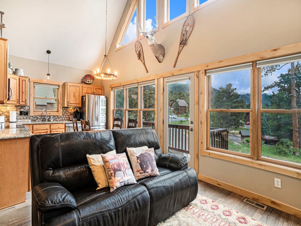 Solitude Eagle #5 Vacation Rental in Estes Park - RedAwning