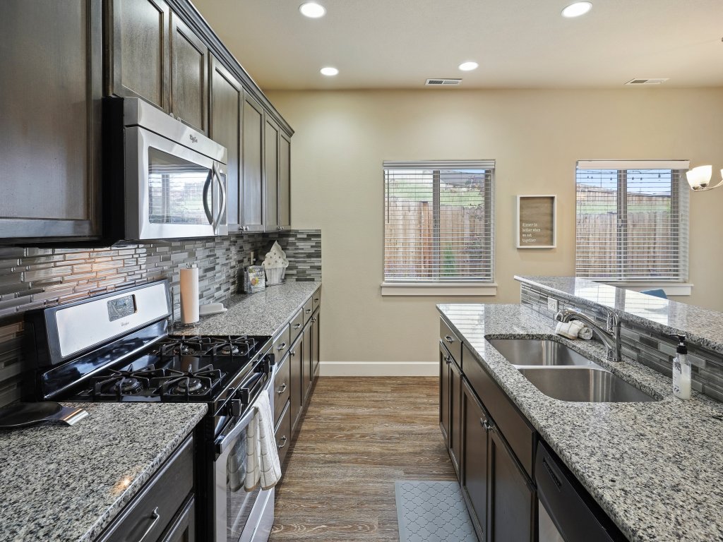 Geary Getaway Vacation Rental in Bend - RedAwning