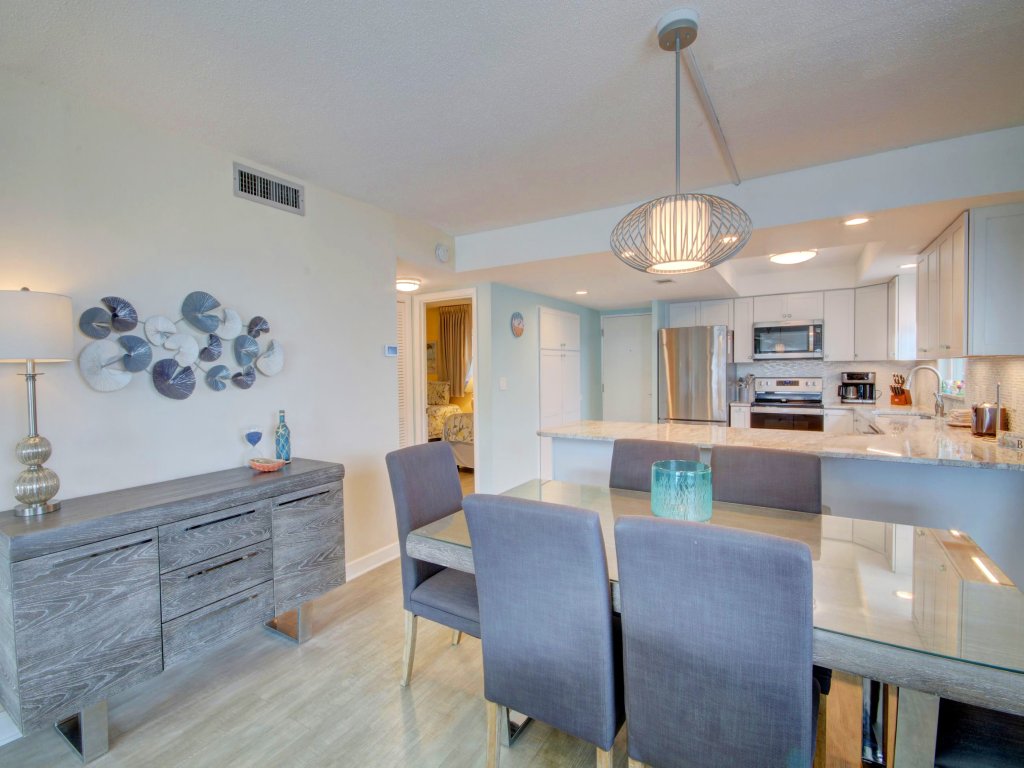 140 El Matador Vacation Rental in Fort Walton Beach - RedAwning