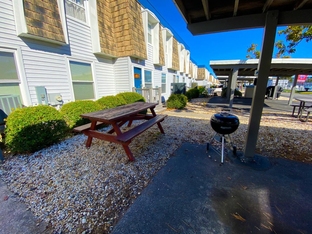 Gullway Townhouse 2823 Vacation Rental in Ocean City - RedAwning