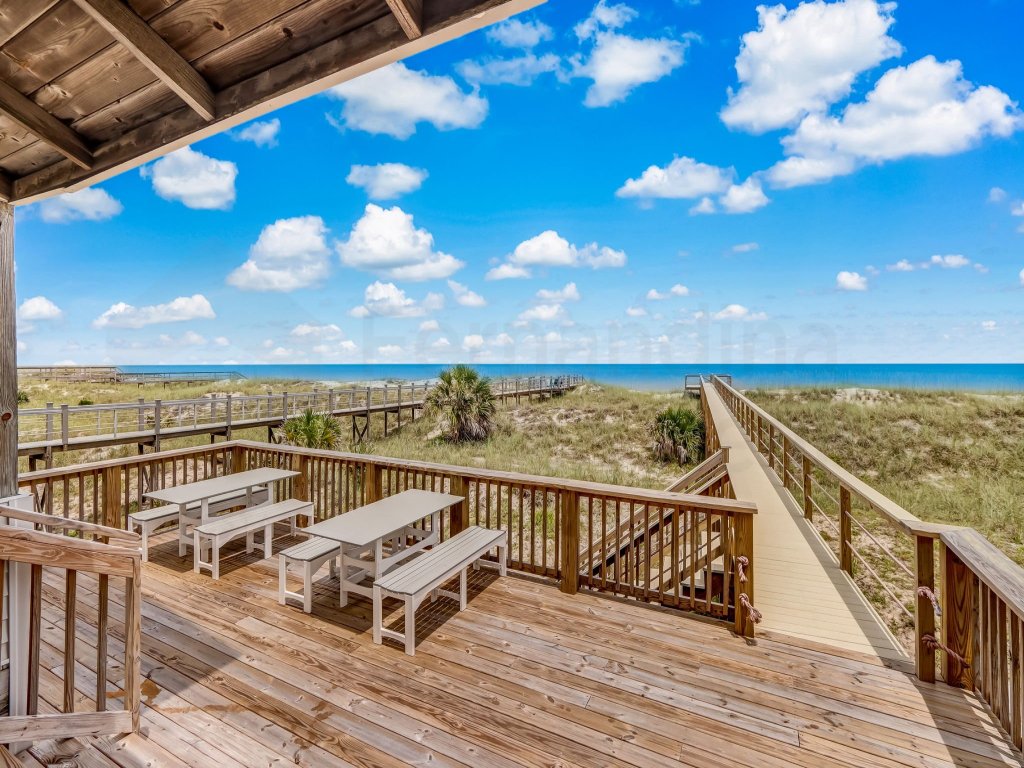 1650 N Fletcher Ave Vacation Rental in Fernandina Beach - RedAwning