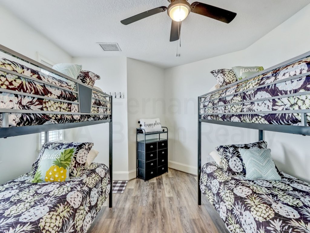1650 N Fletcher Ave Vacation Rental in Fernandina Beach - RedAwning