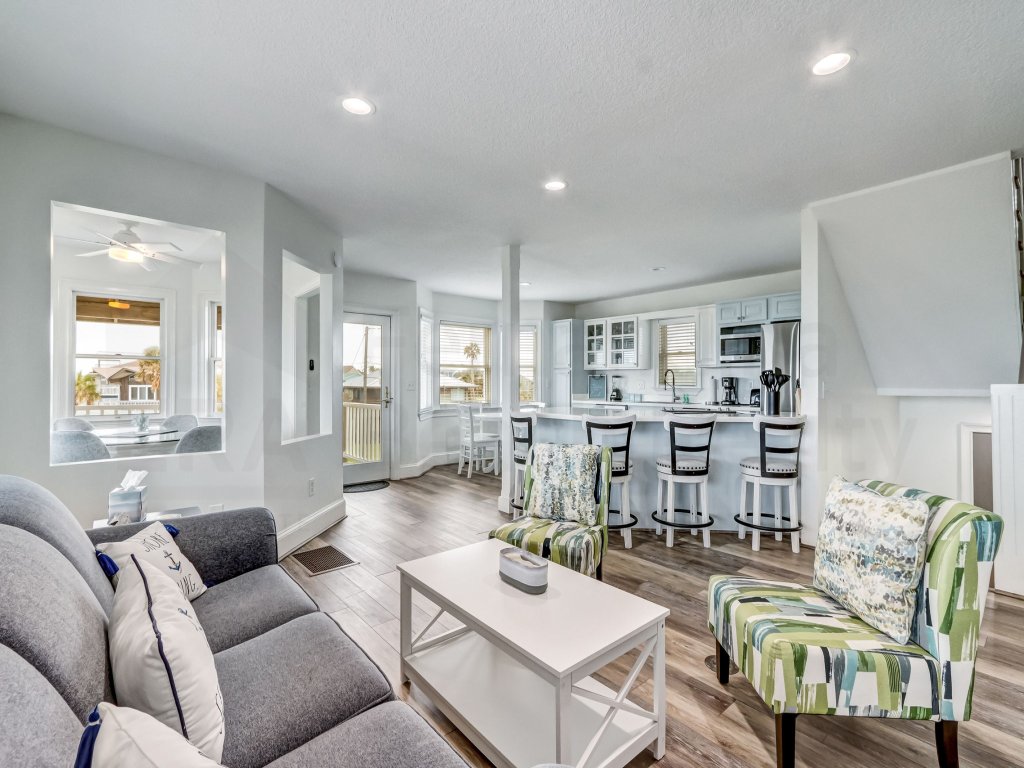 1650 N Fletcher Ave Vacation Rental in Fernandina Beach - RedAwning