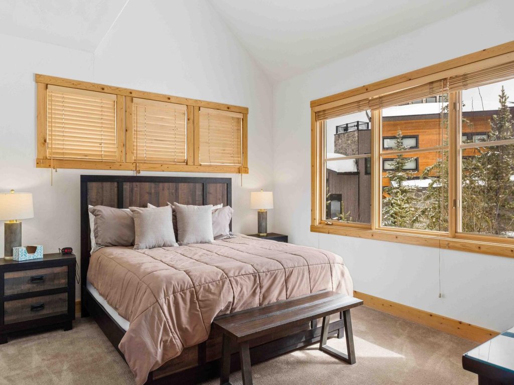 Waterdance House Vacation Rental in Colorado - RedAwning