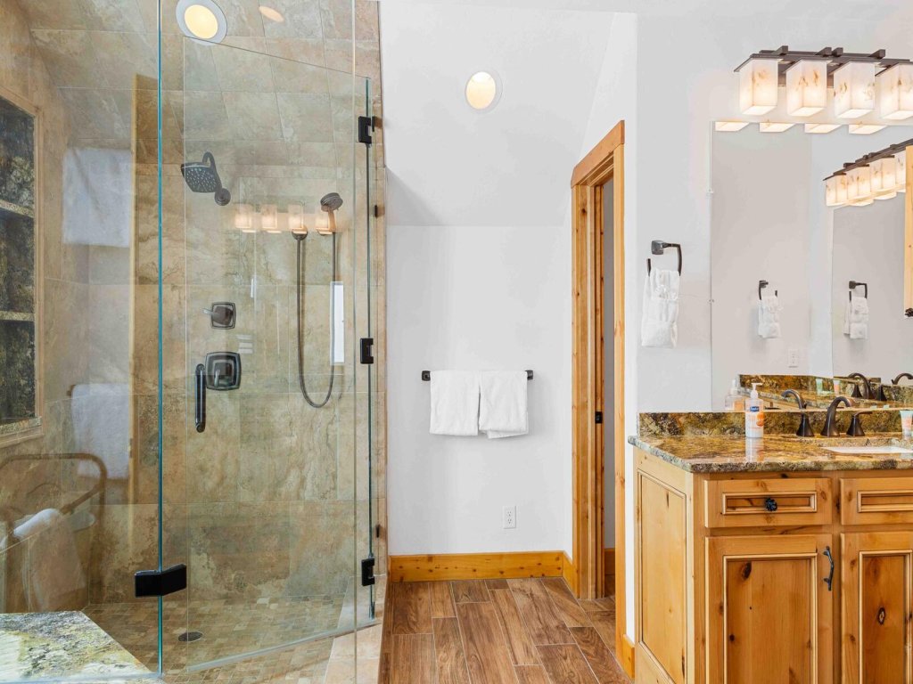 Waterdance House Vacation Rental in Colorado - RedAwning