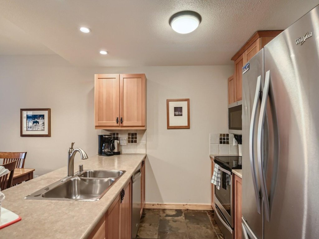 Passage Point 623B Vacation Rental in Copper Mountain - RedAwning