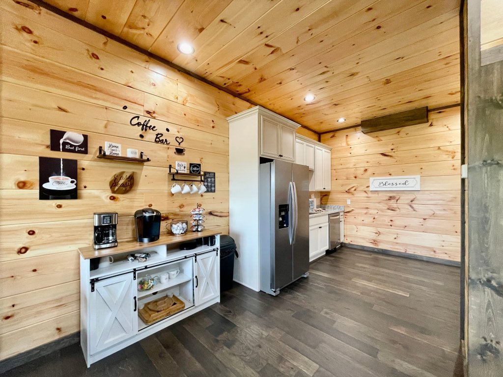 Bearly Behaving Vacation Rental in Sevierville - RedAwning