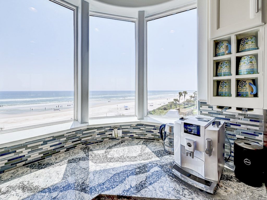 Ocean Paradise Vacation Rental in St. Augustine - RedAwning