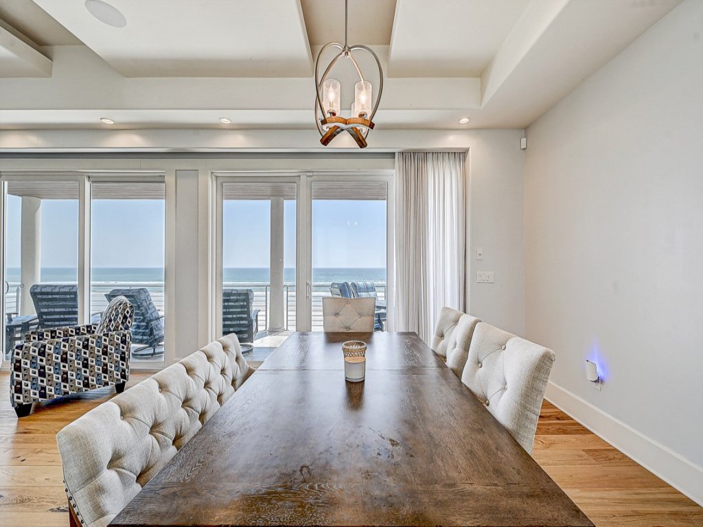 Ocean Paradise Vacation Rental in St. Augustine - RedAwning