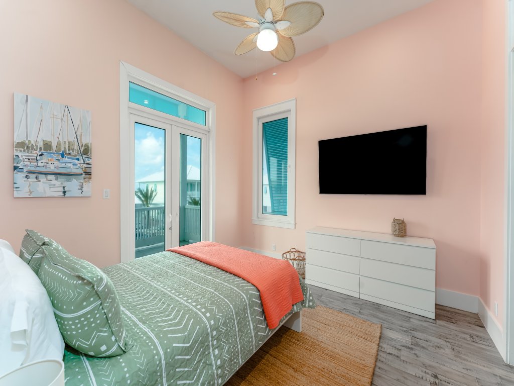 Casa Sirena - Private bayside home with pool Vacation Rental in South Padre Island - RedAwning