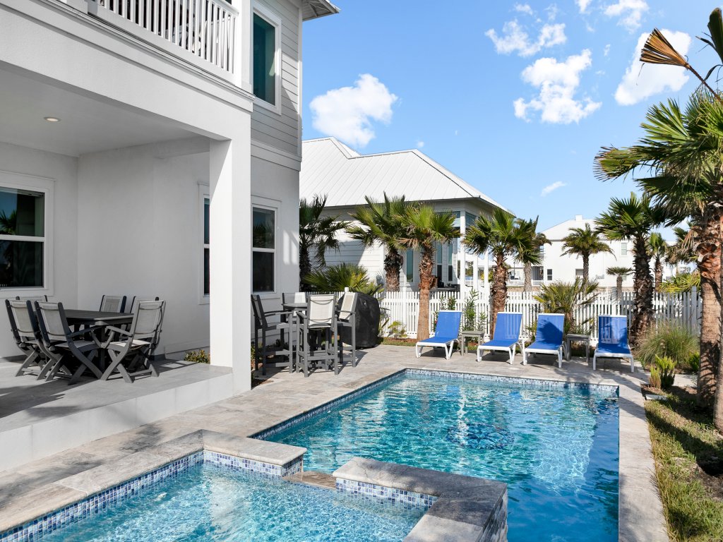 Kite One - Private bayside home with Pool and Hot Tub Vacation Rental in South Padre Island - RedAwning