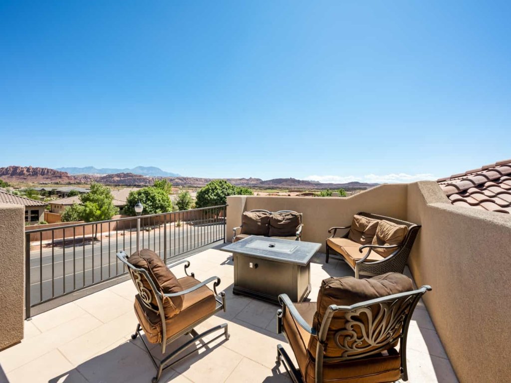 Hidden Treasure #15 Vacation Rental in Utah - RedAwning