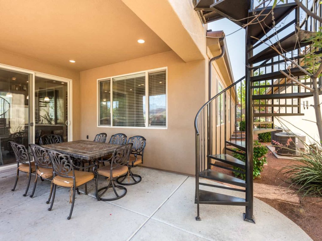 My Husband Wishes He Could Stay Here #14 Vacation Rental in Utah - RedAwning