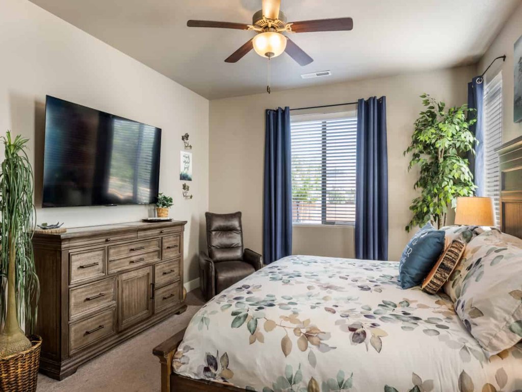 My Husband Wishes He Could Stay Here #14 Vacation Rental in Utah - RedAwning