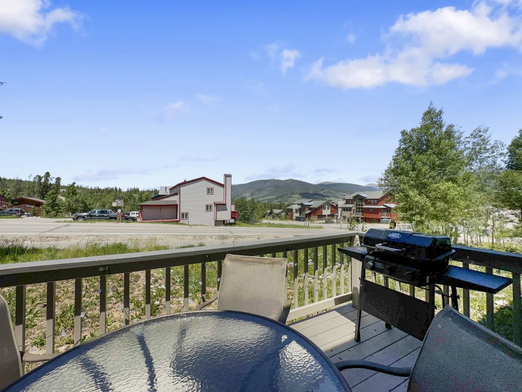 173 Buffalo Drive Vacation Rental in Silverthorne - RedAwning
