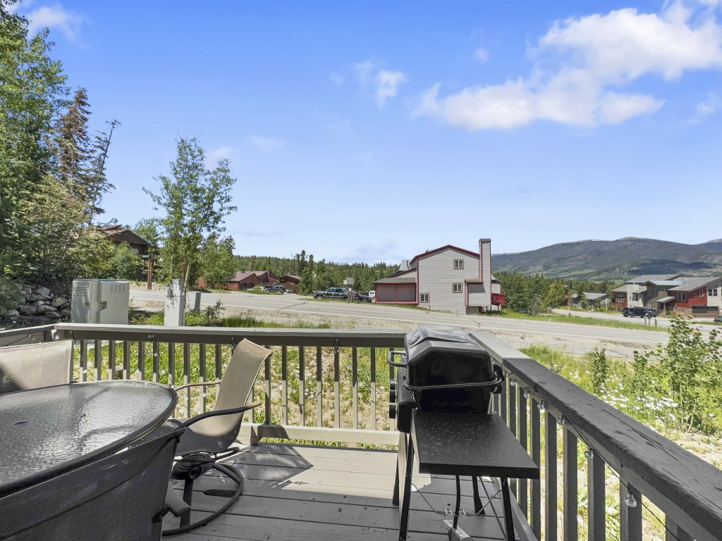 173 Buffalo Drive Vacation Rental in Silverthorne - RedAwning