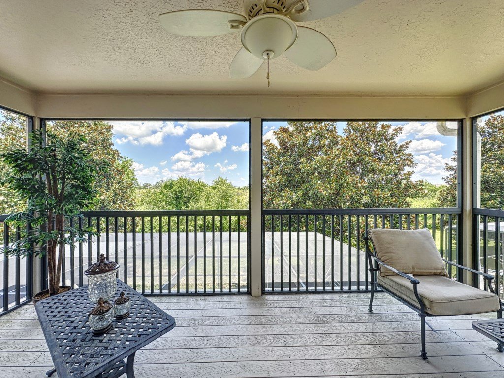 4 Bed 4 Bath with Private Pool/Spa Vacation Rental in Davenport - RedAwning