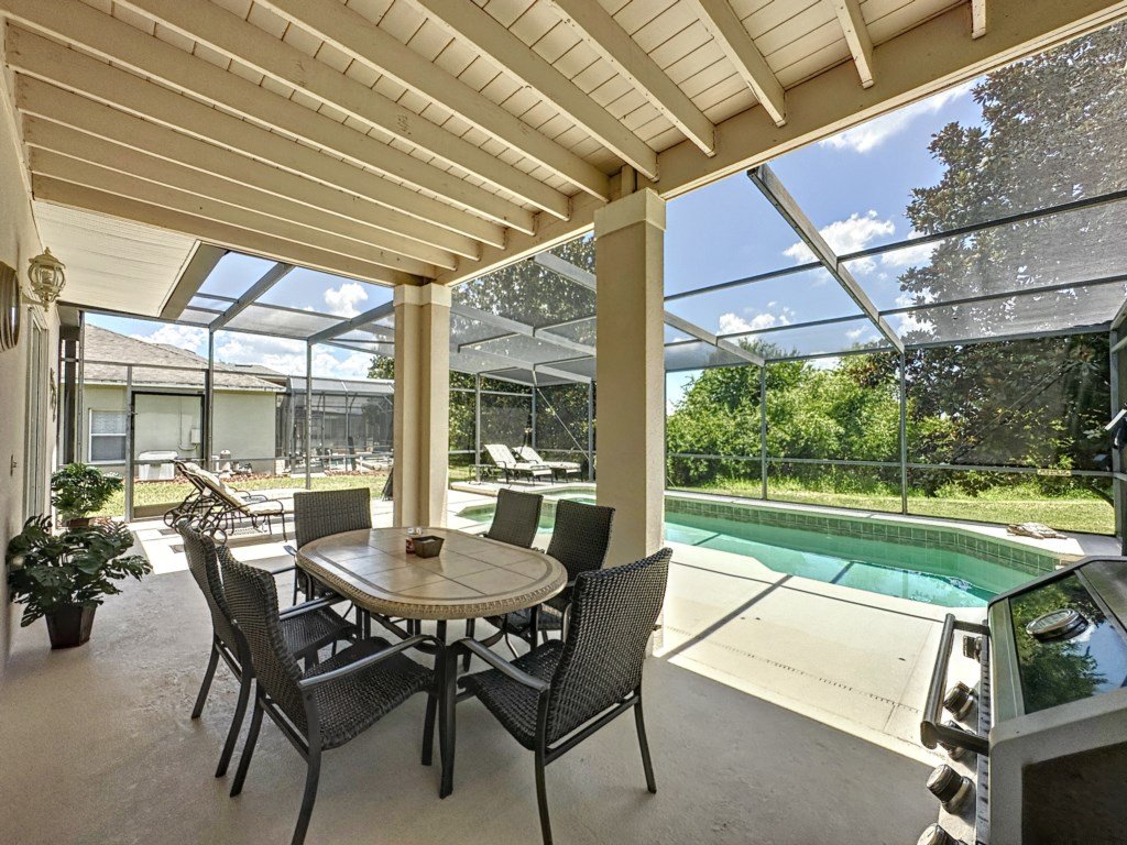 4 Bed 4 Bath with Private Pool/Spa Vacation Rental in Davenport - RedAwning