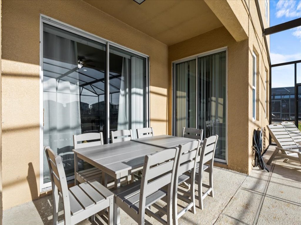Large 7 Bed In Solterra Pool, Spa Near Disney Vacation Rental in Davenport - RedAwning