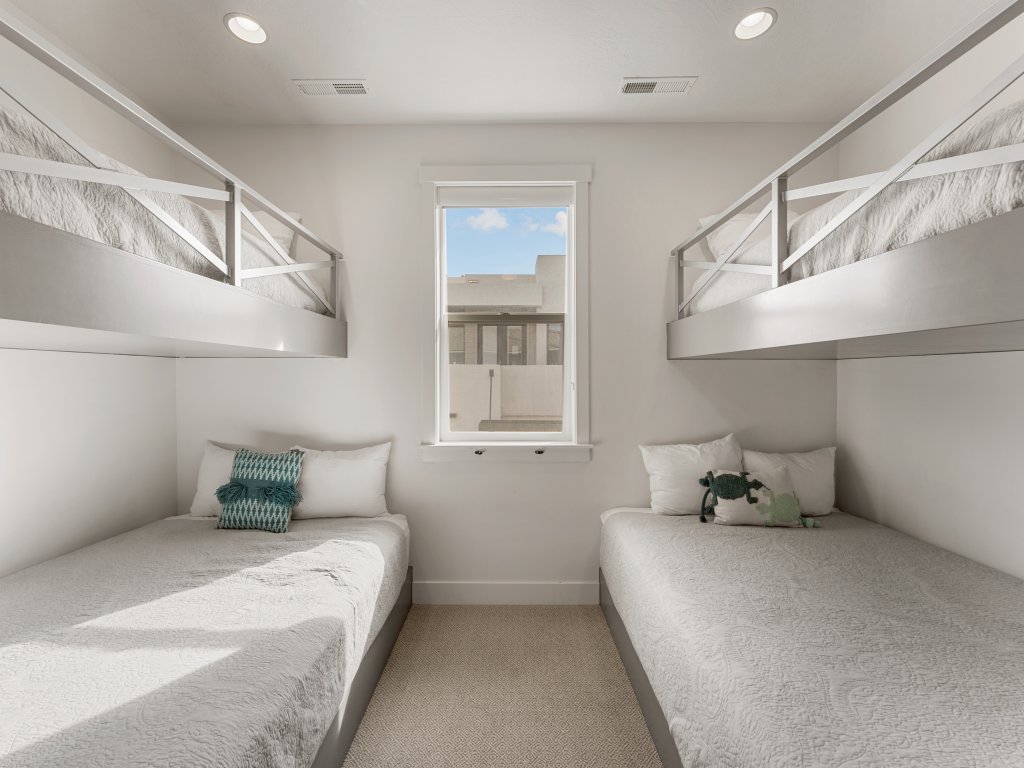 Desert Brooke Vacation Rental in St. George - RedAwning