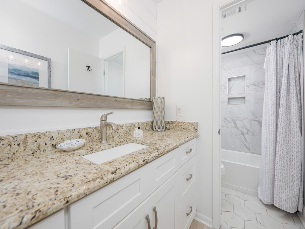Wind Drift 310S Vacation Rental in Orange Beach - RedAwning