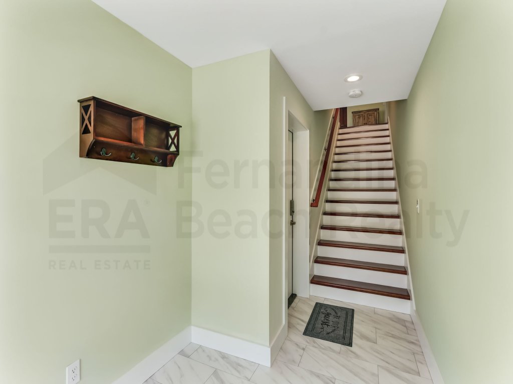 391 South Fletcher Vacation Rental in Fernandina Beach - RedAwning