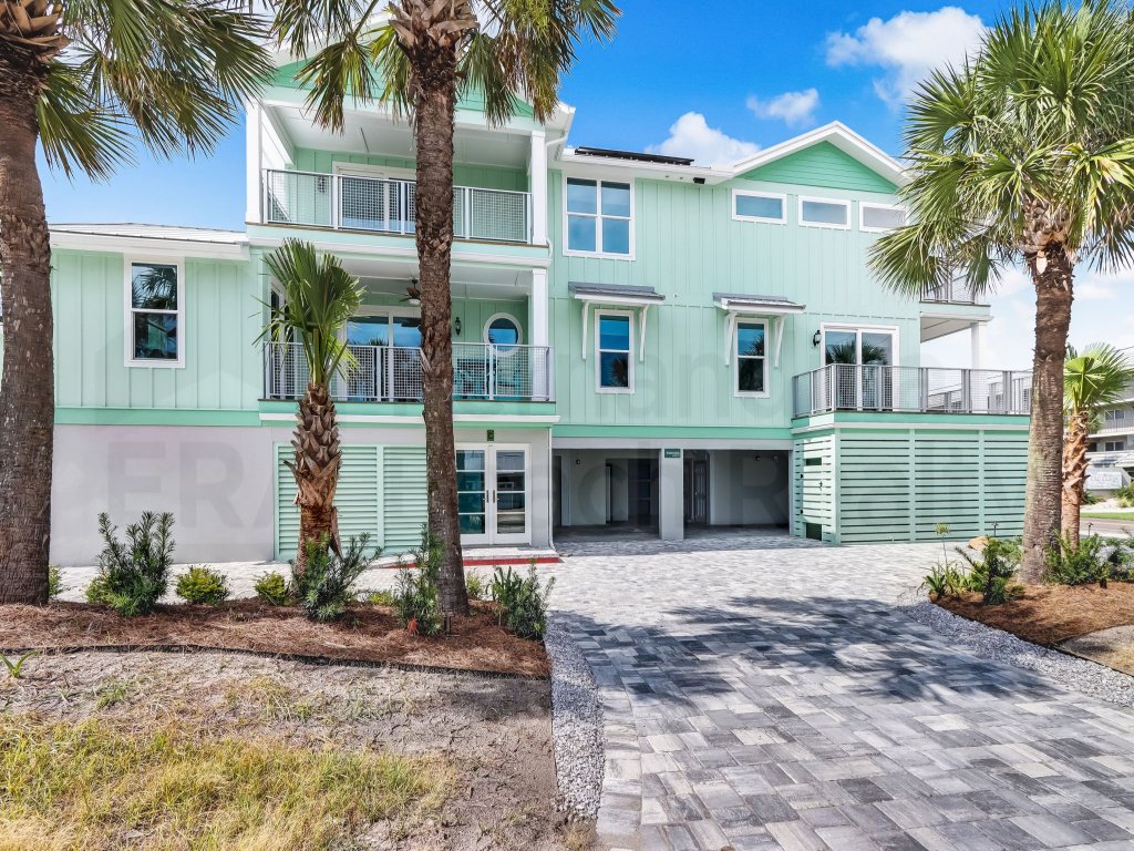 391 South Fletcher Vacation Rental in Fernandina Beach - RedAwning
