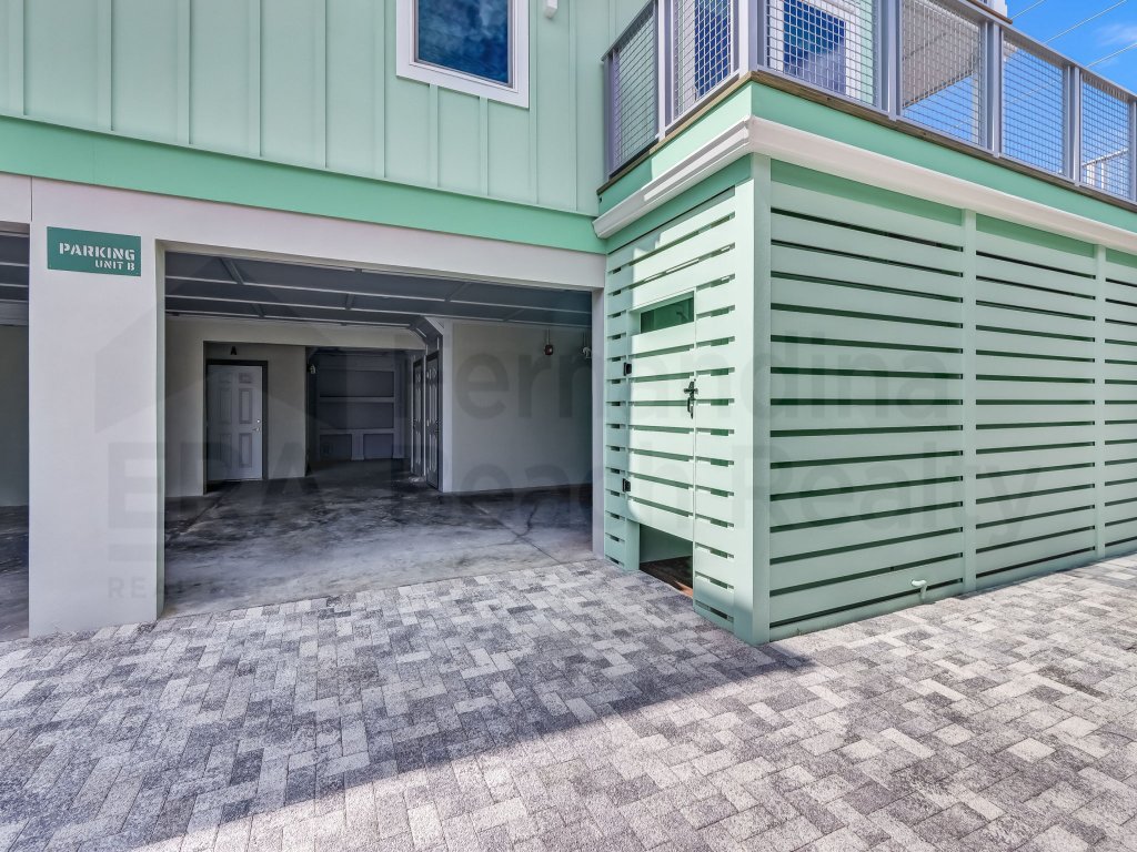 391 South Fletcher Vacation Rental in Fernandina Beach - RedAwning