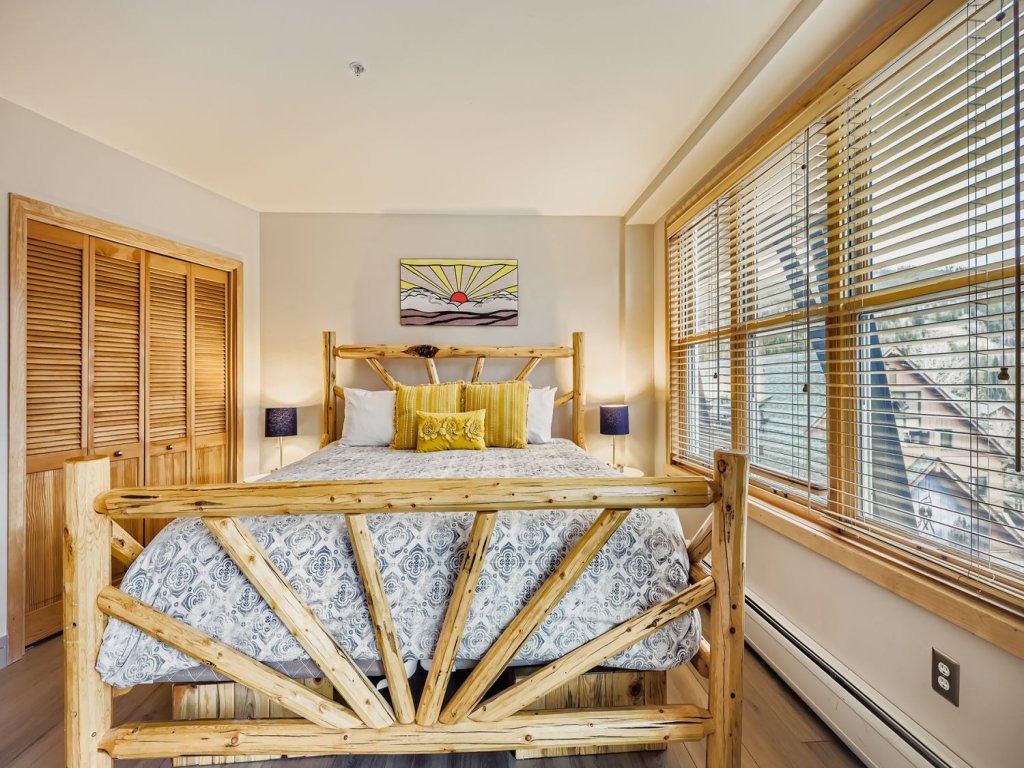 8256 Silver Mill Vacation Rental in Keystone - RedAwning
