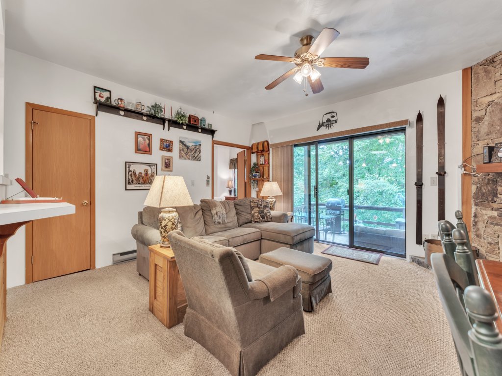 7 Springs Ski & Mountain Adventure  Condo Vacation Rental in Pennsylvania - RedAwning
