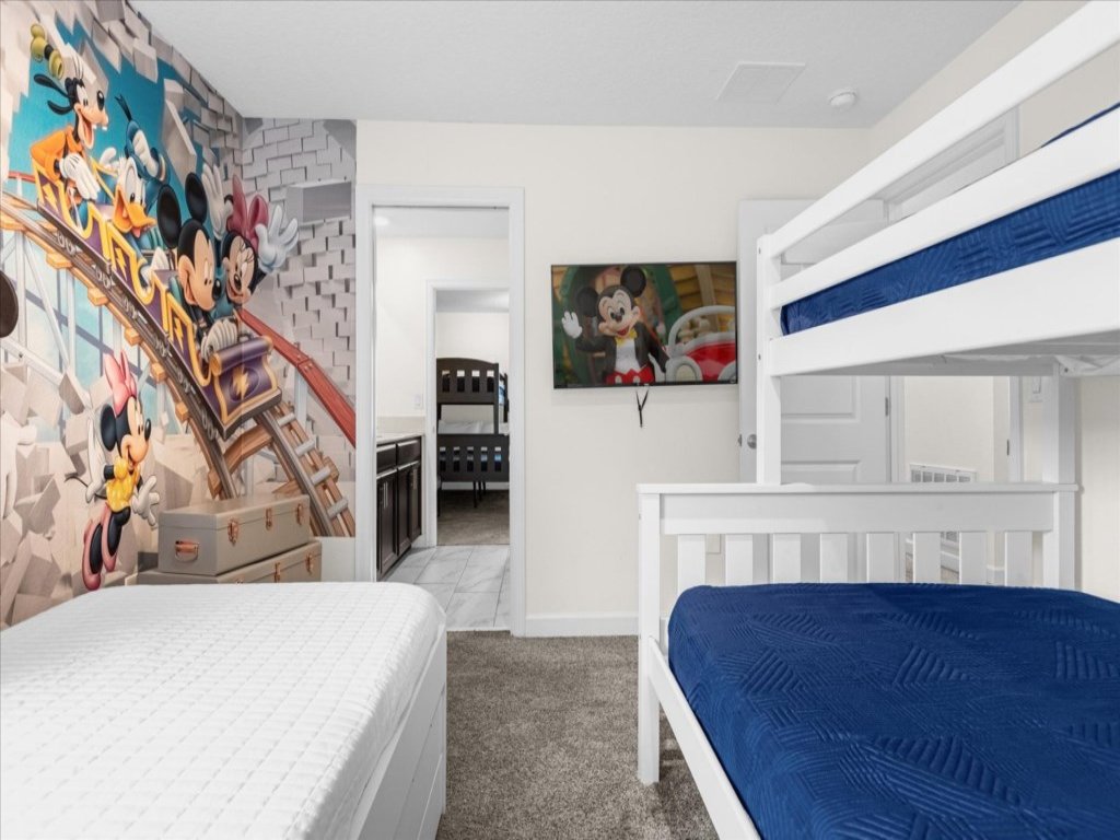 7 Bedroom 6 Bathrooms Storey Lake Resort Vacation Rental in Kissimmee - RedAwning