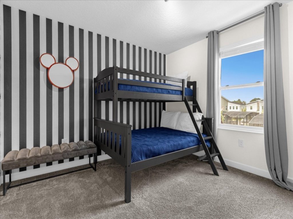 7 Bedroom 6 Bathrooms Storey Lake Resort Vacation Rental in Kissimmee - RedAwning
