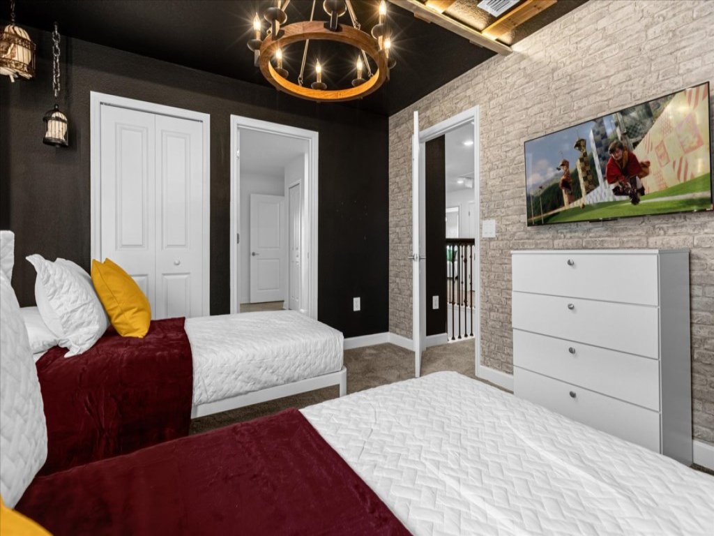 9 Bedroom/ 5 Bathroom Champions Gate Vacation Rental in Davenport - RedAwning
