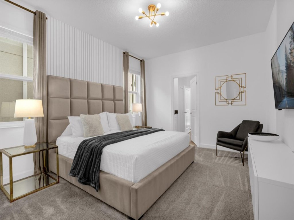 9 bed Home Storey Lake Vacation Rental in Kissimmee - RedAwning