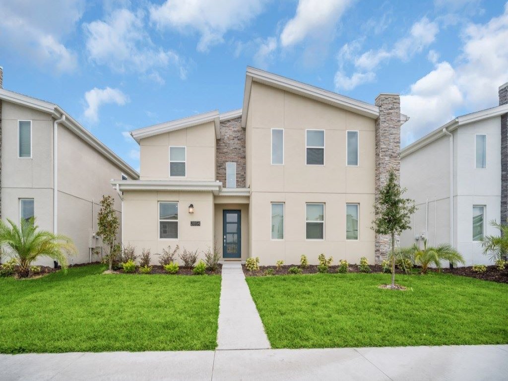 9 bedrooms/ 5 Bathrooms/ Storey Lake Game Room Too Vacation Rental in Kissimmee - RedAwning