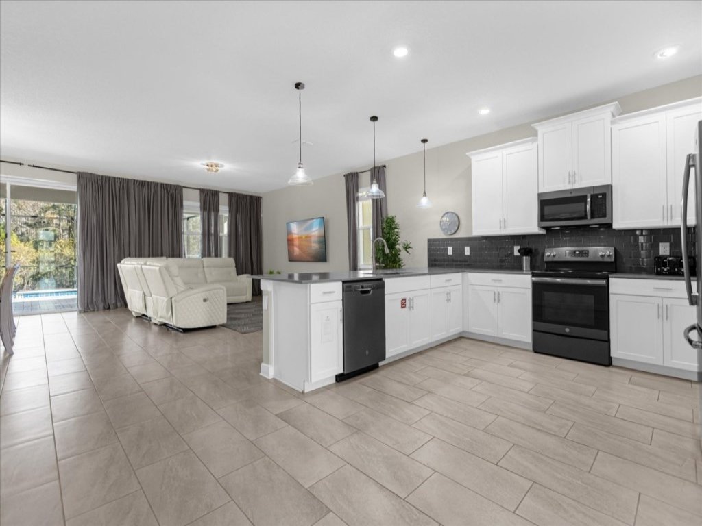 9 Bed Storey Lake Star Wars Dream Home Vacation Rental in Kissimmee - RedAwning