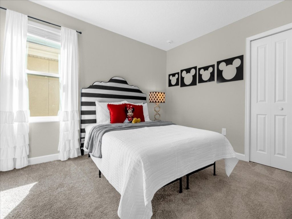 9 Bed Storey Lake Star Wars Dream Home Vacation Rental in Kissimmee - RedAwning