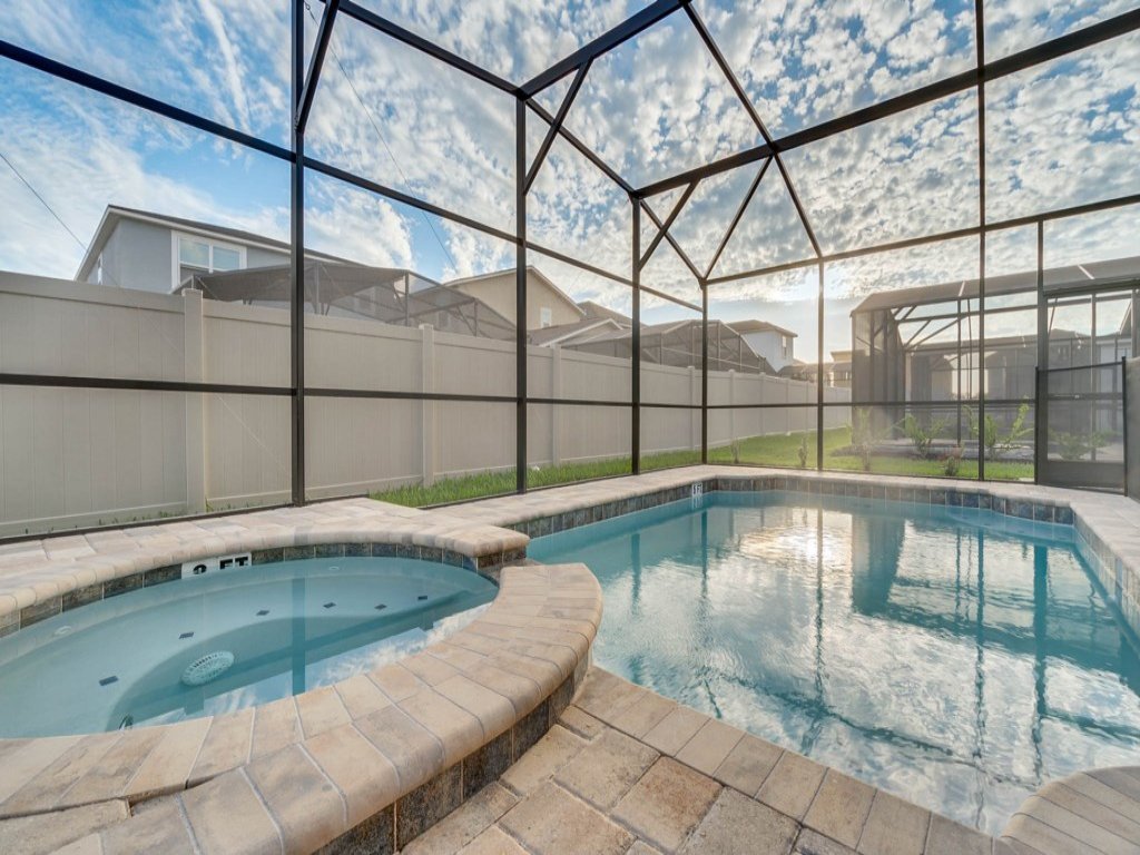 Lavish 5 bed/5.5 for Unforgettable Family Moments  Vacation Rental in Kissimmee - RedAwning
