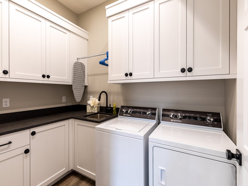 Desert Dreaming Vacation Rental in Utah - RedAwning