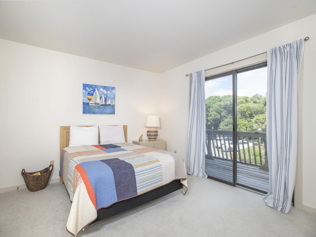 Ocean Grove J2 Vacation Rental in North Carolina - RedAwning