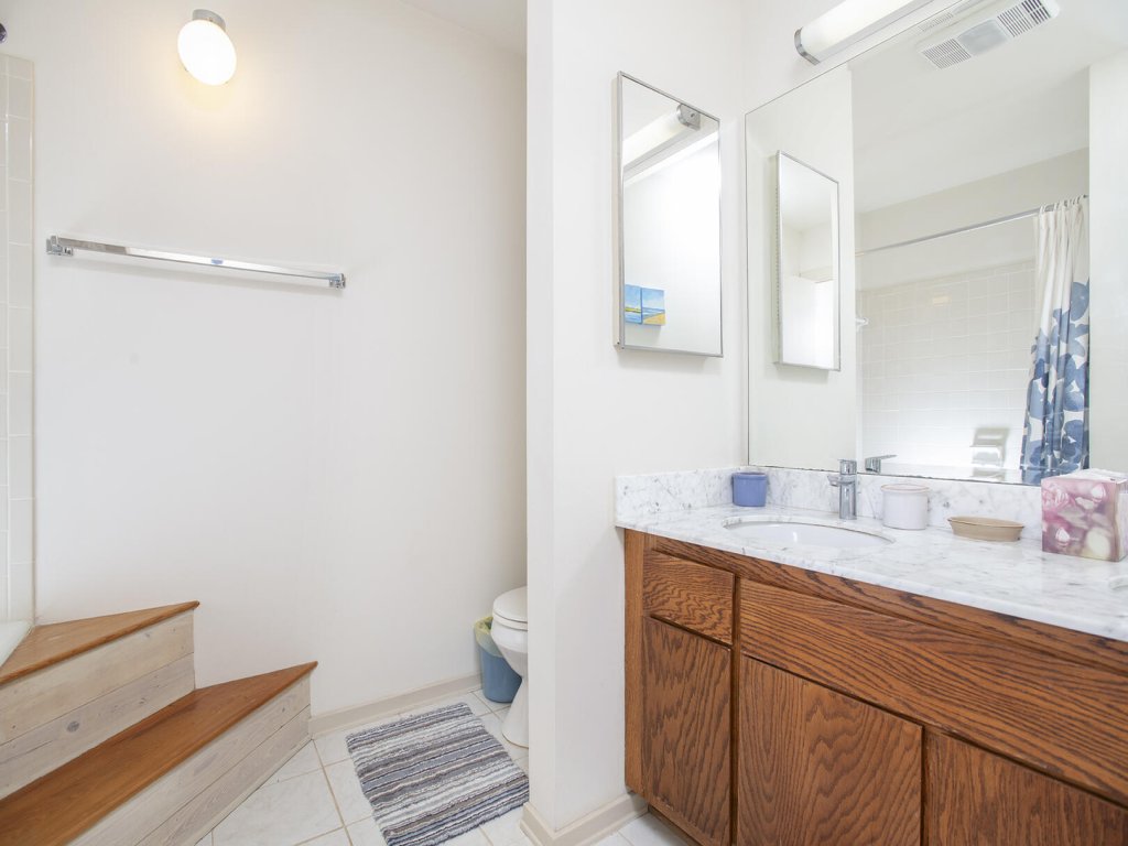 Ocean Grove J2 Vacation Rental in North Carolina - RedAwning