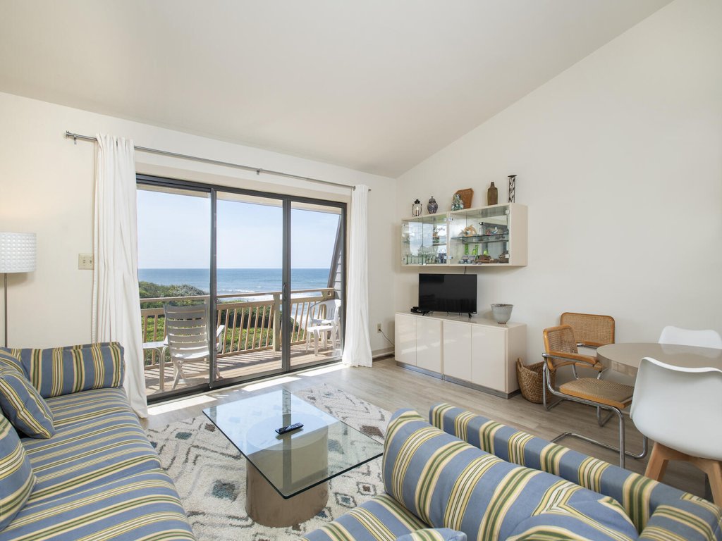 Ocean Grove J2 Vacation Rental in North Carolina - RedAwning